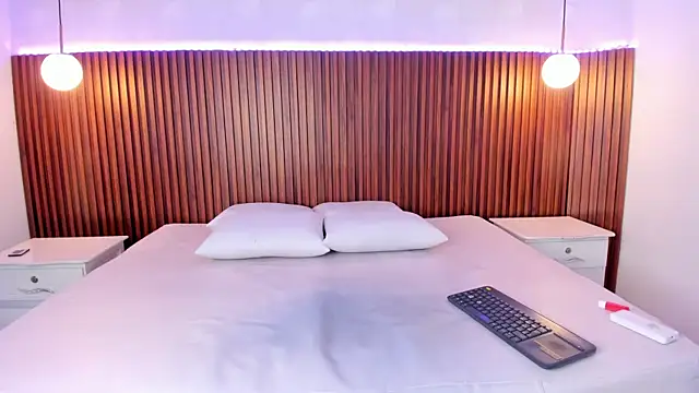 Foxy Kylie online show from November 2025 07:59:01 PM