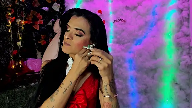 ZAMMIRA online show from December 2025 05:49:01 AM