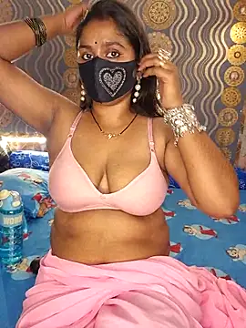 Snapshot of Sweet-Maddlina chatting on October 2025 06:47:01 AM Sweet-Maddlina online show from October 2025 06:47:01 AM