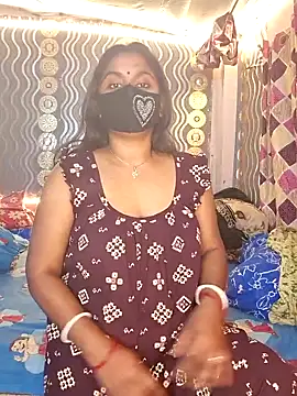 Snapshot of Sweet-Maddlina chatting on November 2025 03:17:01 AM Sweet-Maddlina online show from November 2025 03:17:01 AM