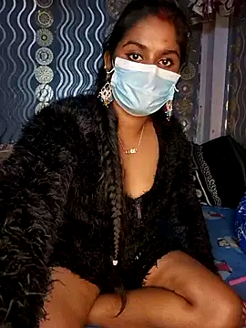 Snapshot of Sweet-Maddlina chatting on December 2025 01:11:01 AM Sweet-Maddlina online show from December 2025 01:11:01 AM