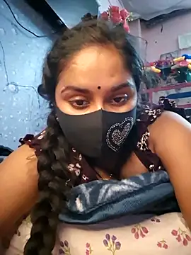 Snapshot of Sweet-Maddlina chatting on December 2025 05:38:02 AM Sweet-Maddlina online show from December 2025 05:38:02 AM