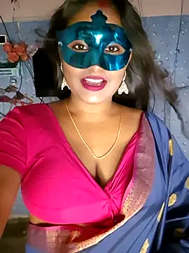 Snapshot of Sweet-Maddlina chatting on July 2026 01:50:01 PM Sweet-Maddlina online show from July 2026 01:50:01 PM