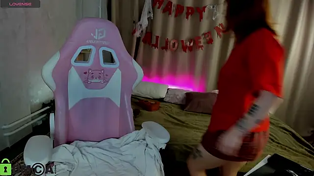 Rene Shine online show from November 2025 09:22:02 AM