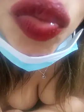 FATIFATIMOROC online show from March 2026 10:13:02 PM