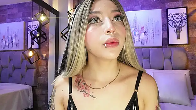 Sophia Bellucci online show from January 2026 12:20:02 PM