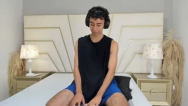 Snapshot of Zahir_Ashar chatting on October 2025 11:21:02 AM Zahir Ashar online show from October 2025 11:21:02 AM