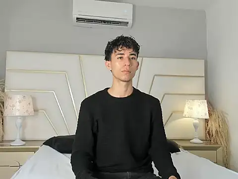 Snapshot of Zahir_Ashar chatting on October 2025 11:11:01 AM Zahir Ashar online show from October 2025 11:11:01 AM