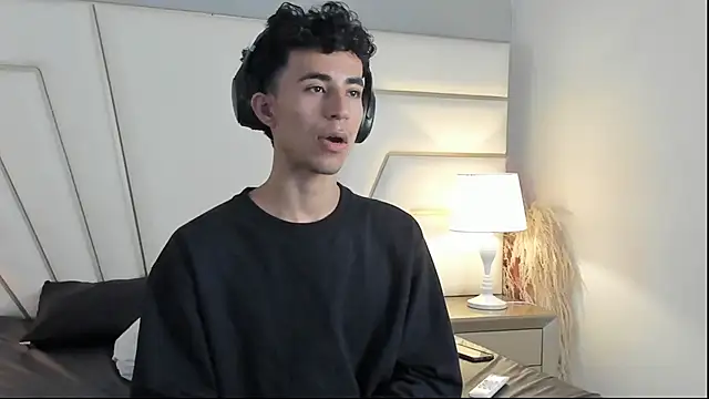 Snapshot of Zahir_Ashar chatting on October 2025 11:06:02 AM Zahir Ashar online show from October 2025 11:06:02 AM