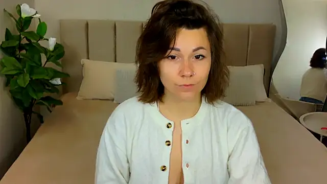 EdenSolis online show from July 2026 07:12:01 AM