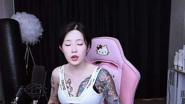 MISA 02 online show from October 2025 12:06:02 PM