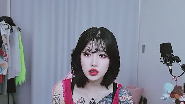 MISA 02 online show from April 2026 04:45:02 AM