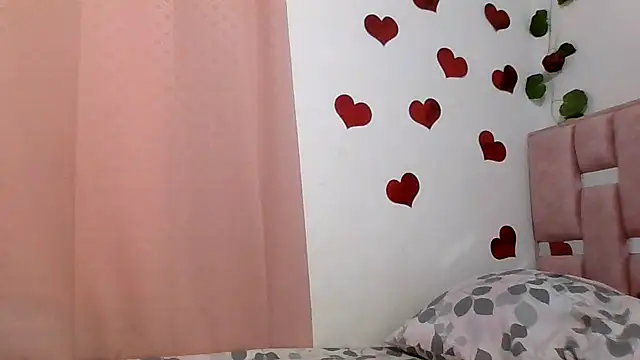 Snapshot of abby_moss_2 chatting on February 2026 12:46:01 PM abby moss 2 online show from February 2026 12:46:01 PM