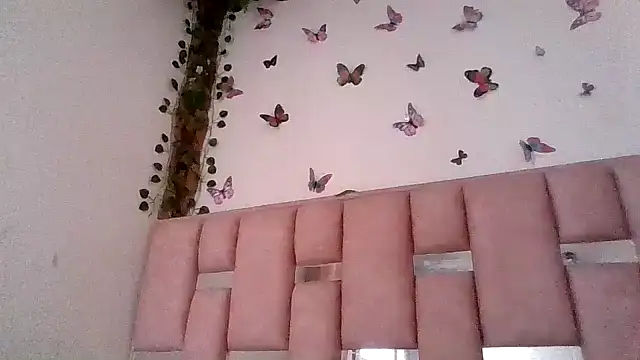 Snapshot of abby_moss_2 chatting on June 2026 12:42:02 PM abby moss 2 online show from June 2026 12:42:02 PM