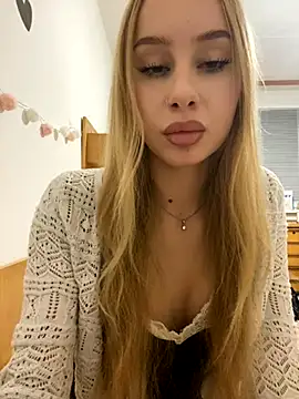 RemyStyles online show from November 2025 07:58:01 PM