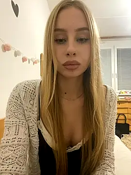 RemyStyles online show from November 2025 08:08:01 PM