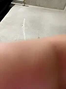 Snapshot of manu8325 chatting on October 2025 12:33:01 AM manu8325 online show from October 2025 12:33:01 AM