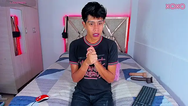 Jacovo2002 online show from October 2025 04:13:02 AM