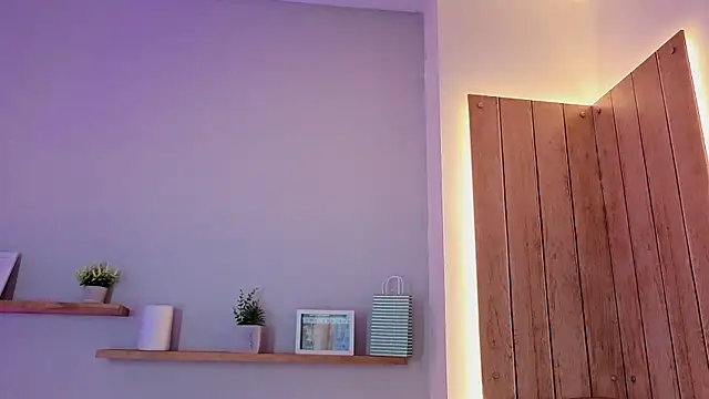 shainadavis online show from February 2026 03:10:01 AM