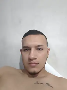 Snapshot of andriu656 chatting on October 2025 11:58:01 PM andriu656 online show from October 2025 11:58:01 PM