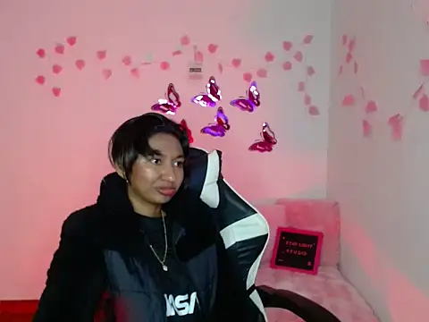 amber  666 online show from October 2025 11:49:02 PM
