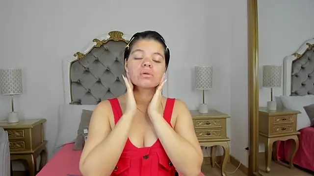 mary joseph online show from November 2025 07:45:02 PM