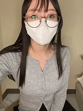 Snapshot of Onami_555 chatting on October 2025 08:30:02 PM Onami 555 online show from October 2025 08:30:02 PM