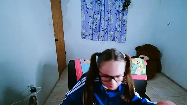 Snapshot of SweetRabbit29 chatting on July 2026 11:06:02 PM SweetRabbit29 online show from July 2026 11:06:02 PM