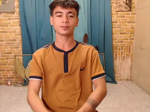 boy raphael online show from October 2025 10:25:01 AM