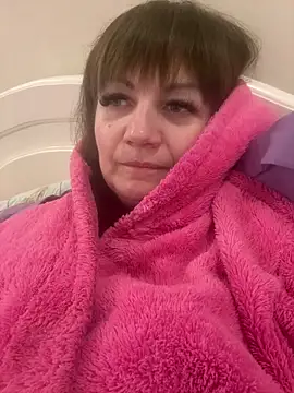 Butterfly8385 online show from April 2026 10:00:02 PM