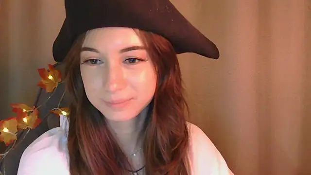 Snapshot of VeraLush chatting on October 2025 02:18:02 PM VeraLush online show from October 2025 02:18:02 PM