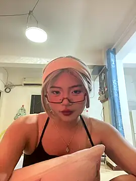 Snapshot of lan-xinh1 chatting on October 2025 10:05:02 AM lan-xinh1 online show from October 2025 10:05:02 AM