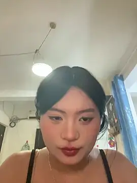 Snapshot of lan-xinh1 chatting on October 2025 05:13:02 PM lan-xinh1 online show from October 2025 05:13:02 PM