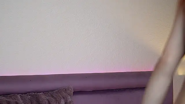 Snapshot of JoelleApril chatting on February 2026 09:29:01 PM JoelleApril online show from February 2026 09:29:01 PM