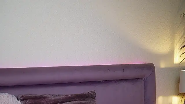 Snapshot of JoelleApril chatting on February 2026 09:41:01 PM JoelleApril online show from February 2026 09:41:01 PM