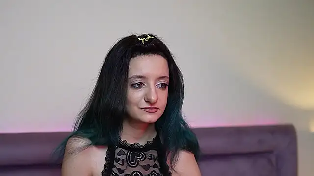 Snapshot of JoelleApril chatting on February 2026 09:16:02 PM JoelleApril online show from February 2026 09:16:02 PM