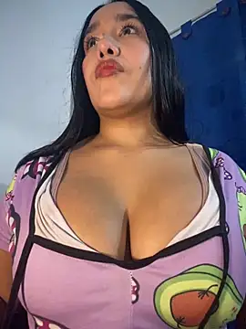 Snapshot of mis-violetha chatting on June 2026 03:07:01 AM mis-violetha online show from June 2026 03:07:01 AM