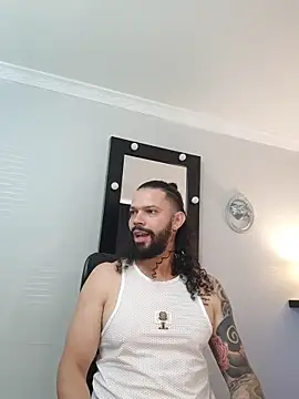 AlukardBig online show from November 2025 02:28:02 PM