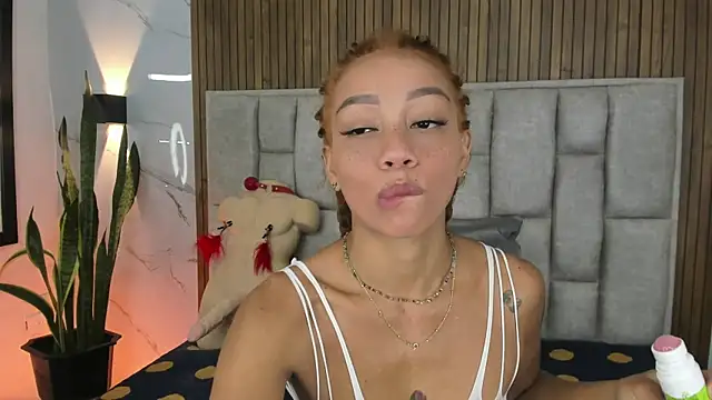 Sassha ferrer online show from December 2025 06:59:02 PM