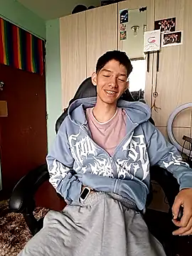 heyy noah11 online show from January 2026 07:17:02 PM