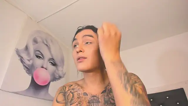 BiancaValentinna online show from November 2025 08:46:02 PM