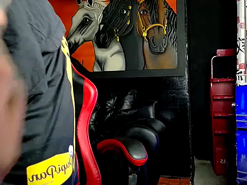 Molotov Explosive online show from January 2026 06:31:01 PM