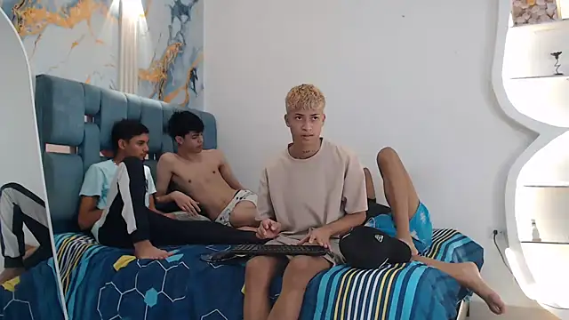 EMPIRE BOYS1 online show from March 2026 07:13:02 PM