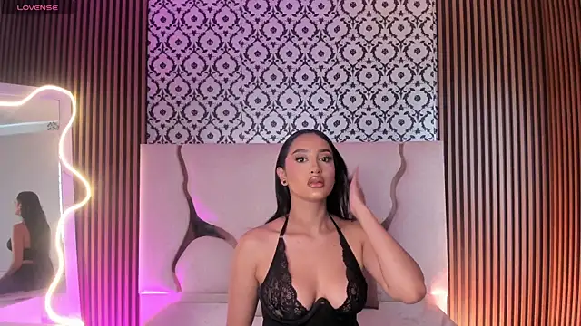 Snapshot of BEELLA_TAY1 chatting on February 2026 12:15:01 PM BEELLA TAY1 online show from February 2026 12:15:01 PM