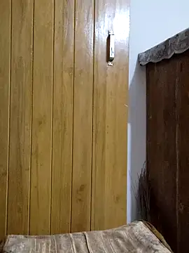 Tanha18 online show from November 2025 06:46:01 AM