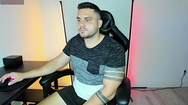 Snapshot of Danielbateson chatting on October 2025 10:47:01 AM Danielbateson online show from October 2025 10:47:01 AM