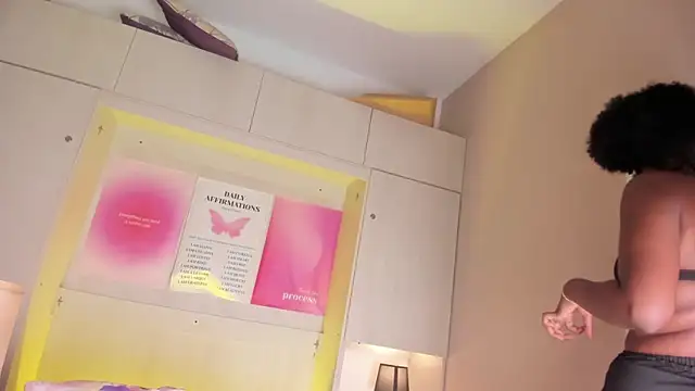 MaraBaker online show from February 2026 12:03:01 PM