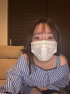 Snapshot of yura_ra_ra chatting on November 2025 12:17:01 PM yura ra ra online show from November 2025 12:17:01 PM