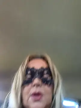 Monellaxx online show from April 2026 11:21:01 AM