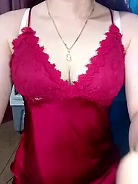 LeanaLy online show from April 2026 01:01:02 PM